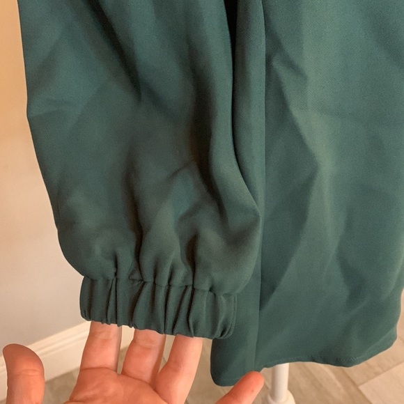 TUCKERNUCK Green Three Quarter Sleeve Blouse - Size S - Picture 2 of 4